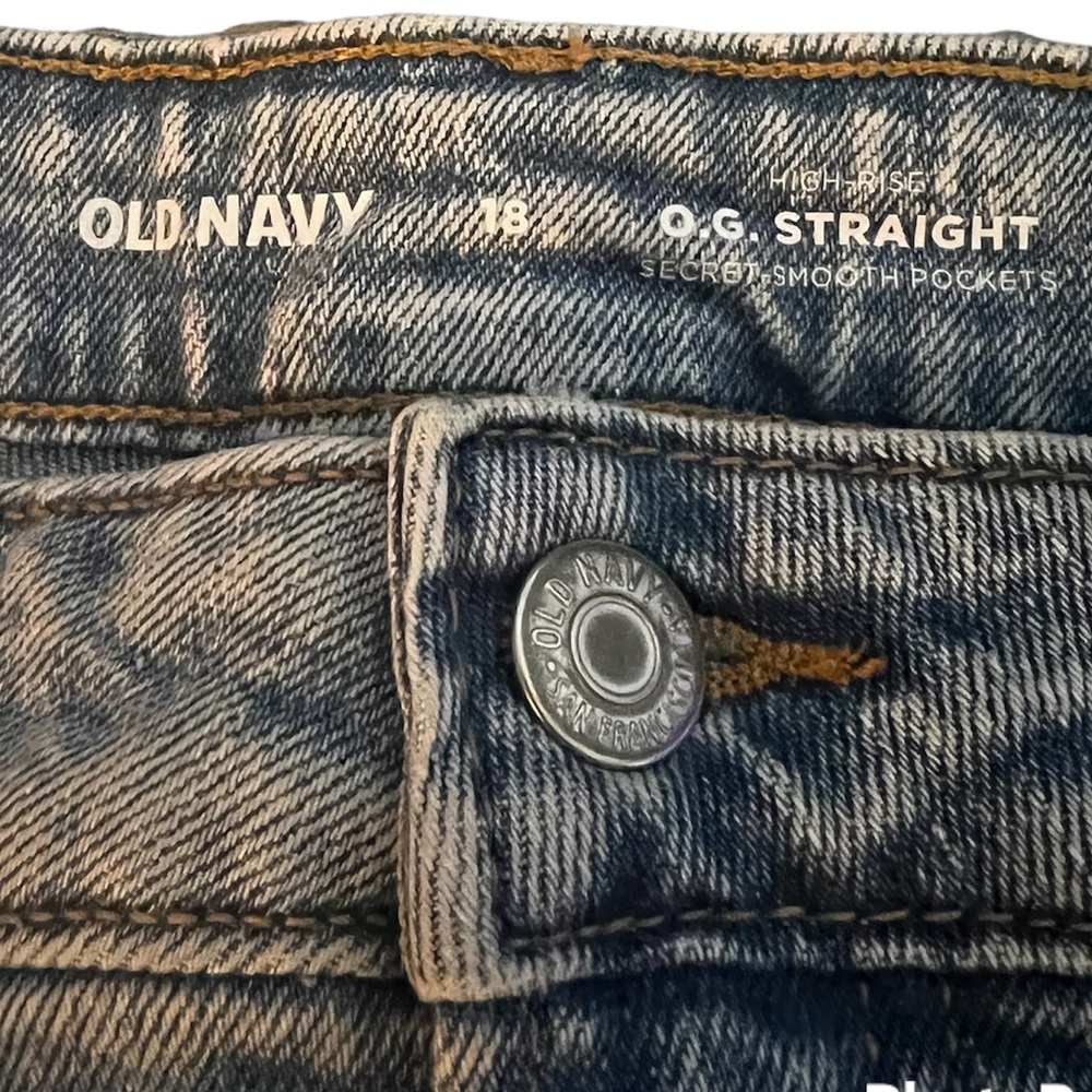 New With Tags Plus Old Navy O.G. Denim Shorts - Picture 3 of 6